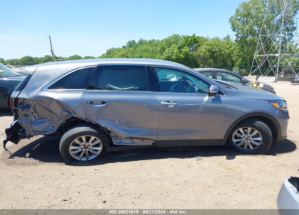 2019 KIA SORENTO 2.4L L VIN: 5XYPG4A32KG610568
