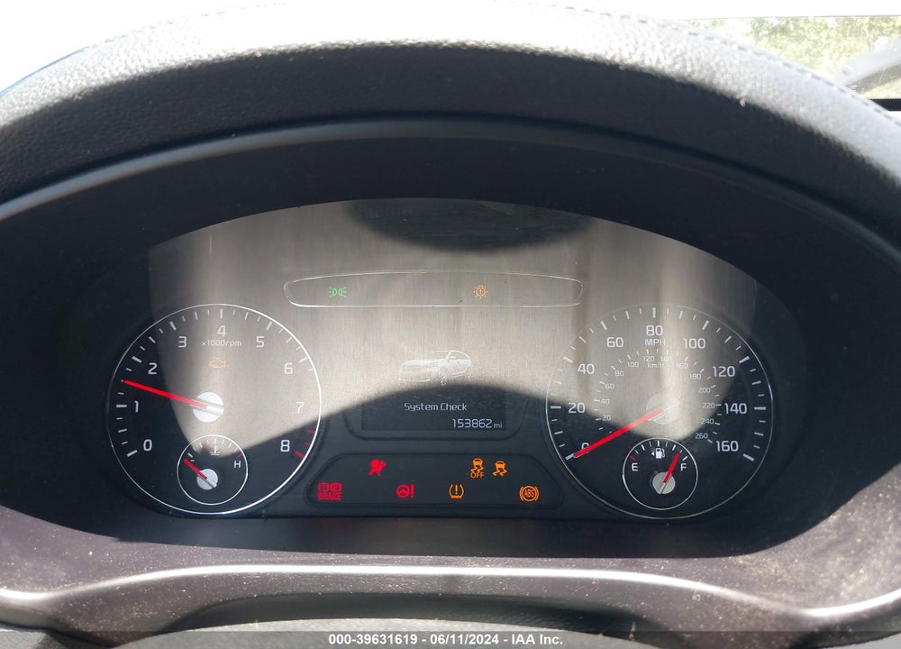 2019 KIA SORENTO 2.4L L VIN: 5XYPG4A32KG610568
