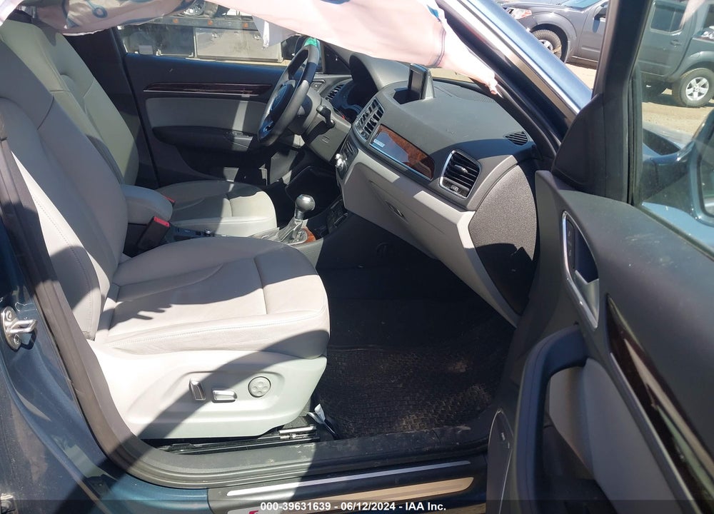 2018 AUDI Q3 2.0T PREMIUM/2.0T SPORT PREMIUM VIN: WA1JCCFSXJR000472