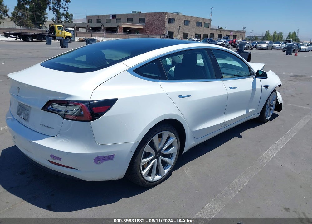 2018 TESLA MODEL 3 VIN: 5YJ3E1EB9JF088872