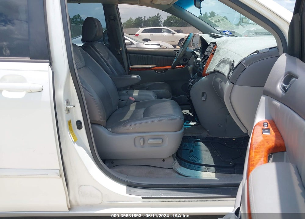 2009 TOYOTA SIENNA XLE VIN: 5TDZK22C39S277921