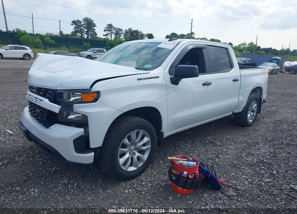 2020 CHEVROLET SILVERADO 1500 4WD SHORT BED CUSTOM VIN: 3GCPYBEK2LG353756
