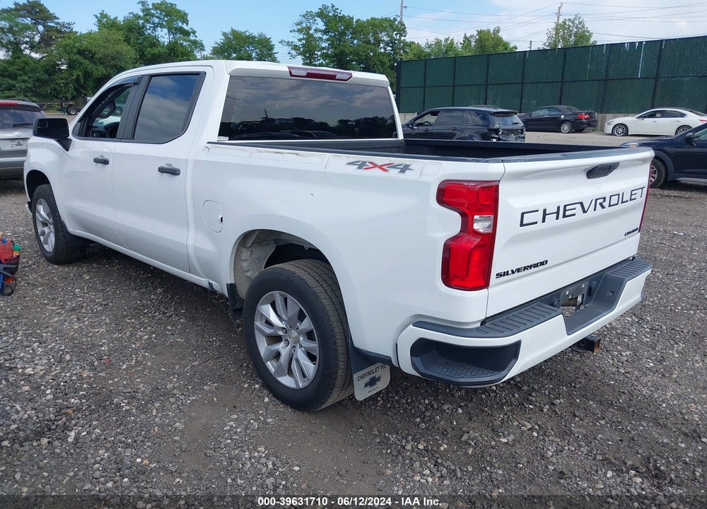 2020 CHEVROLET SILVERADO 1500 4WD SHORT BED CUSTOM VIN: 3GCPYBEK2LG353756