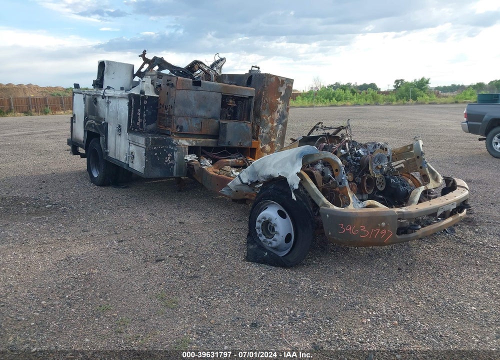 2021 FORD F-600 CHASSIS XL VIN: 1FDFF6LN9MDA14721