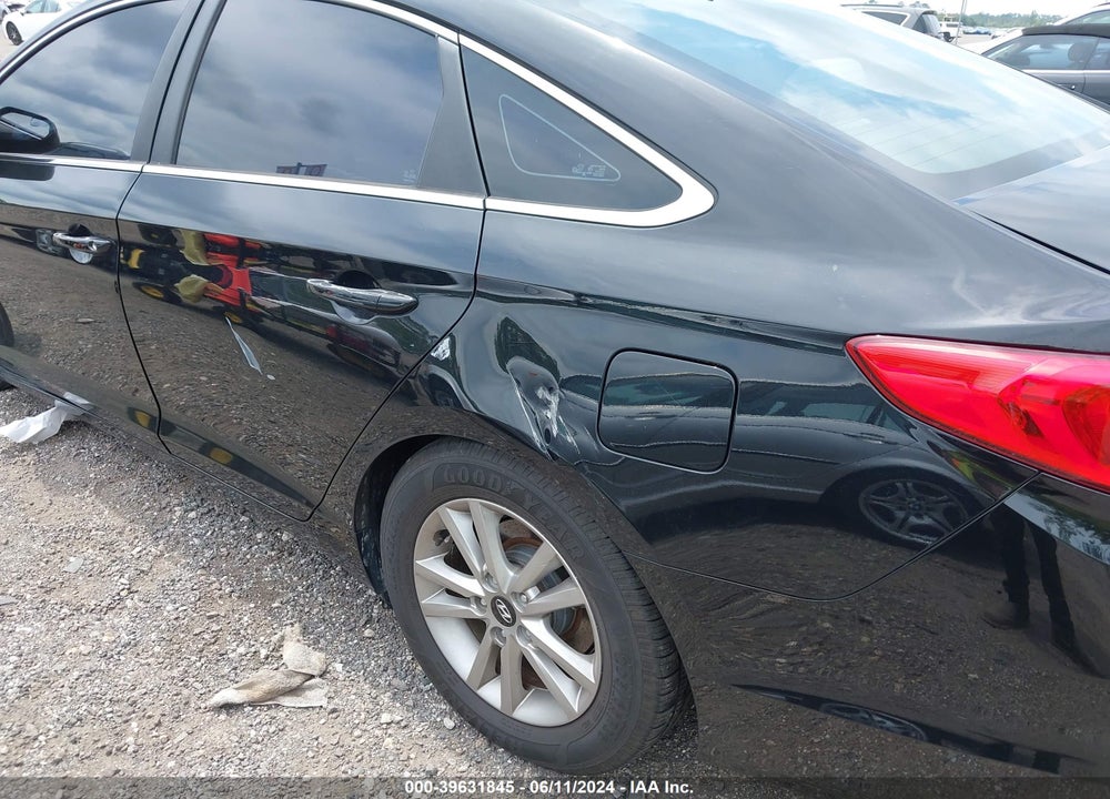 2016 HYUNDAI SONATA SE VIN: 5NPE24AF8GH356736
