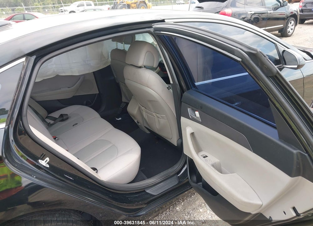 2016 HYUNDAI SONATA SE VIN: 5NPE24AF8GH356736