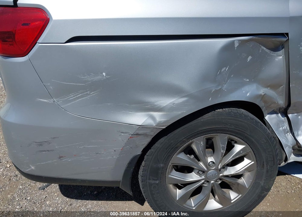 2021 KIA SEDONA LX VIN: KNDMB5C11M6665215