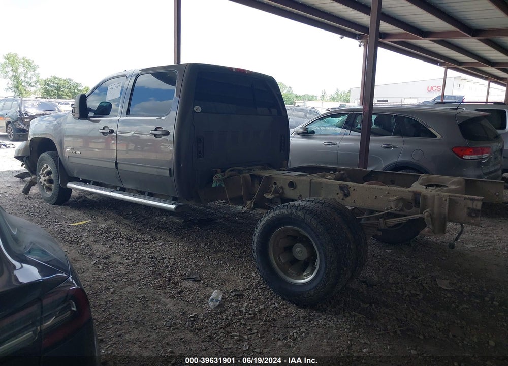 2008 GMC SIERRA 3500HD SLT VIN: 1GTJC33658F123007