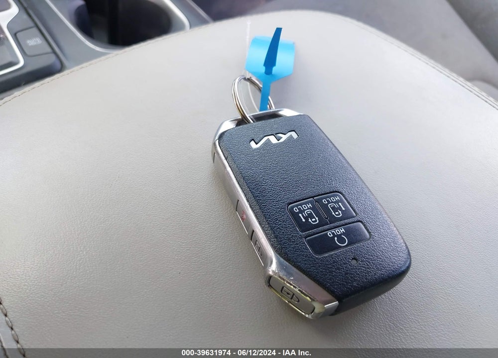 2022 KIA CARNIVAL MPV LX VIN: KNDNB4H30N6189307