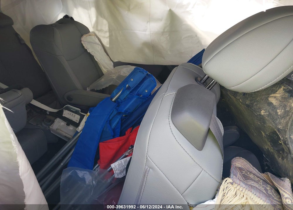 2022 TOYOTA SIENNA XLE VIN: 5TDYRKEC1NS133541