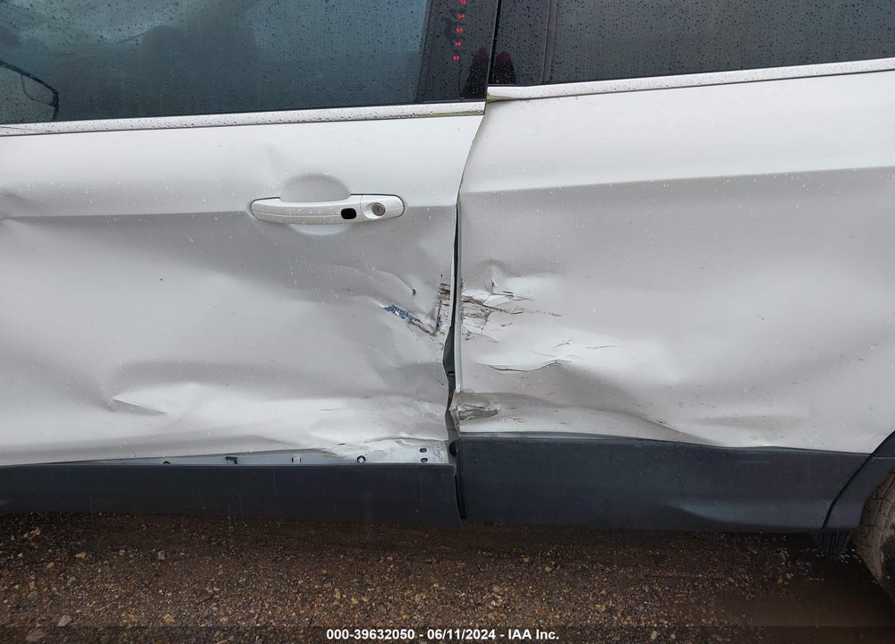 2016 FORD ESCAPE TITANIUM VIN: 1FMCU0J91GUA38463