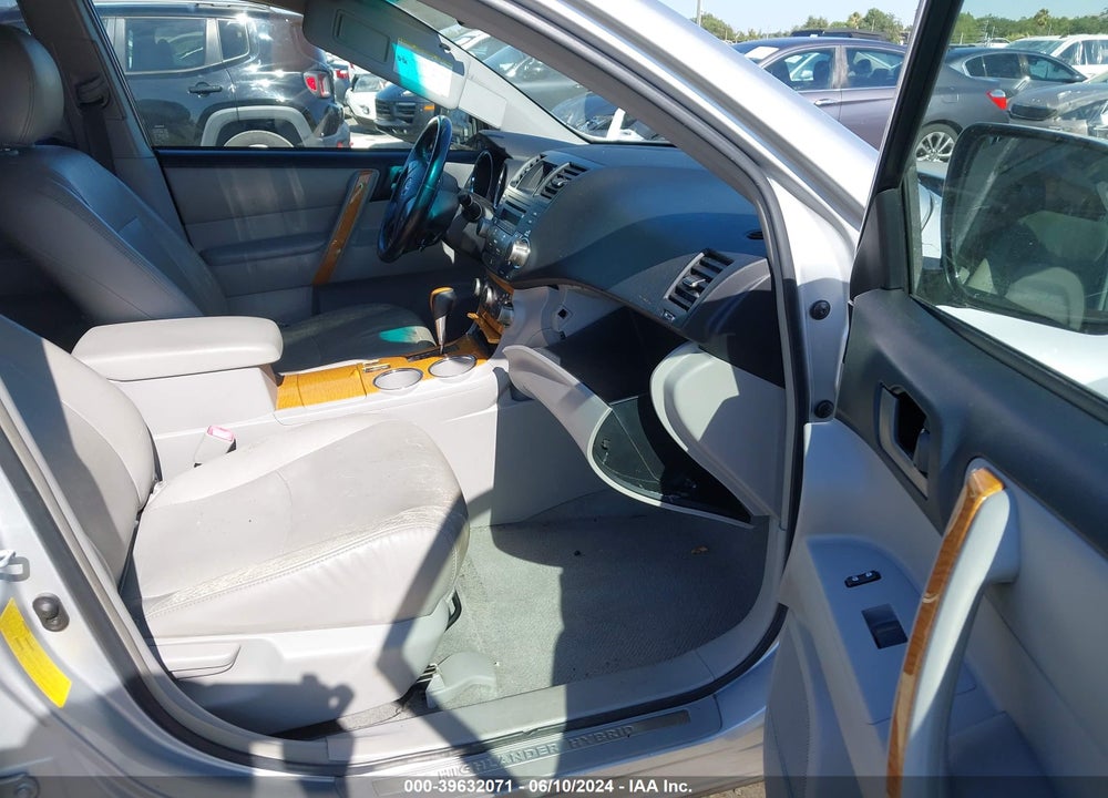 2008 TOYOTA HIGHLANDER HYBRID VIN: JTEEW41A182007568