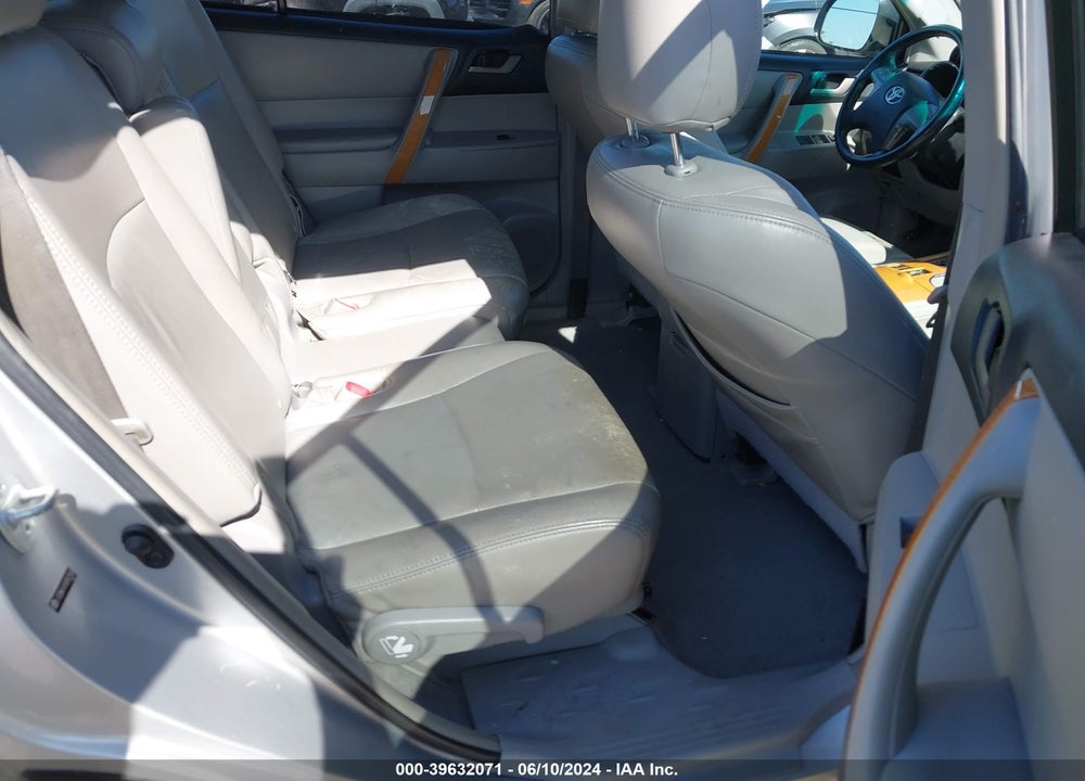 2008 TOYOTA HIGHLANDER HYBRID VIN: JTEEW41A182007568