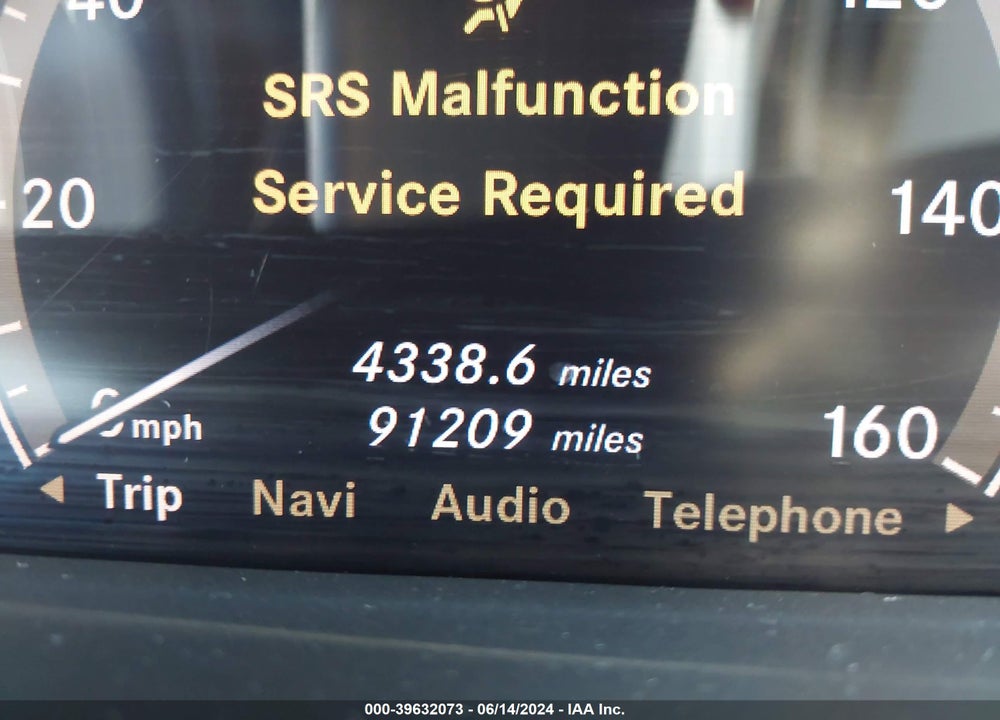 2009 MERCEDES-BENZ S 550 VIN: WDDNG71X29A273136