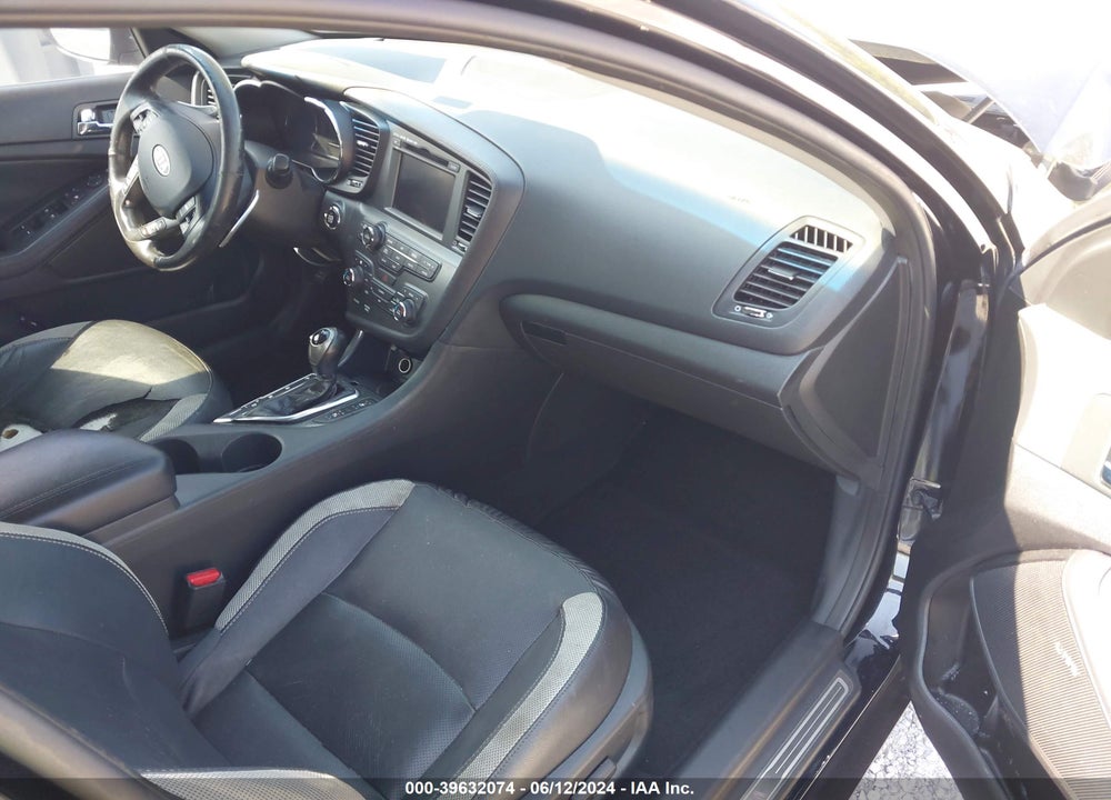 2012 KIA OPTIMA VIN: 5XXGR4A69CG013685