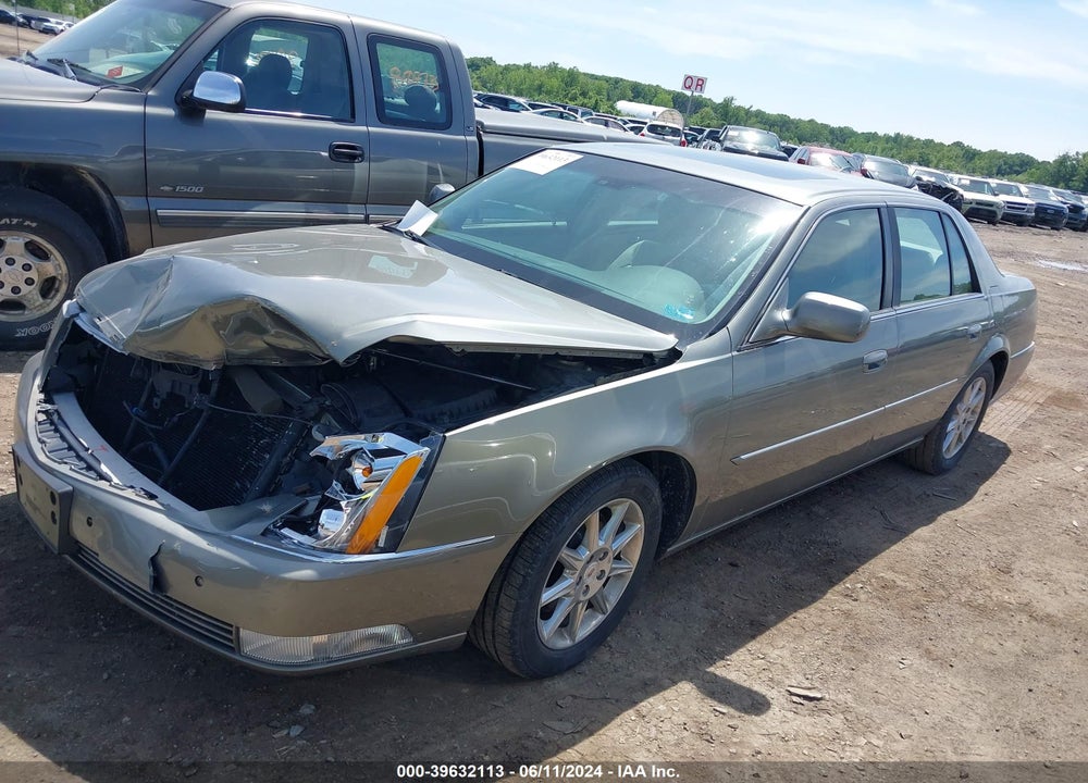 2011 CADILLAC DTS LUXURY COLLECTION VIN: 1G6KD5E62BU100784