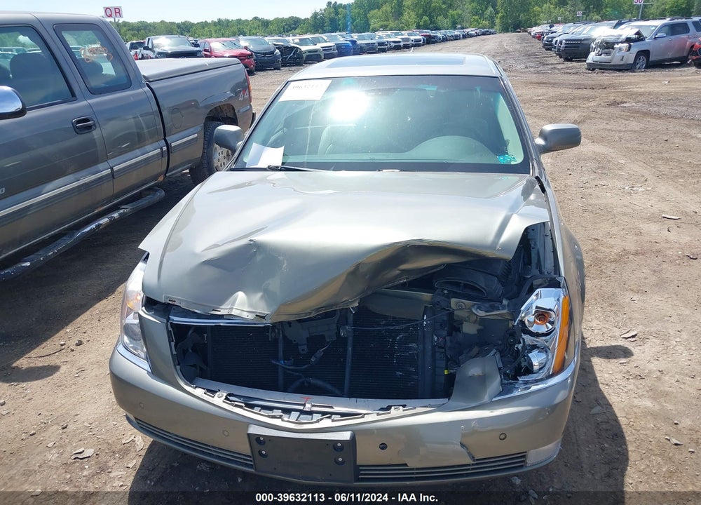 2011 CADILLAC DTS LUXURY COLLECTION VIN: 1G6KD5E62BU100784