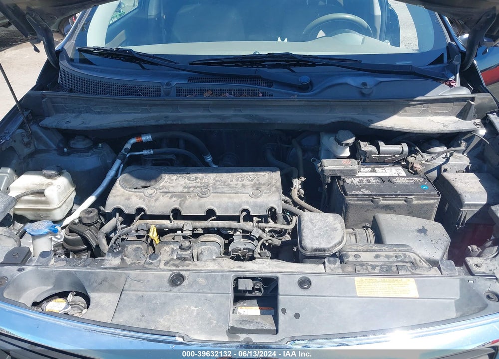 2012 KIA SPORTAGE LX VIN: KNDPBCA2XC7316883