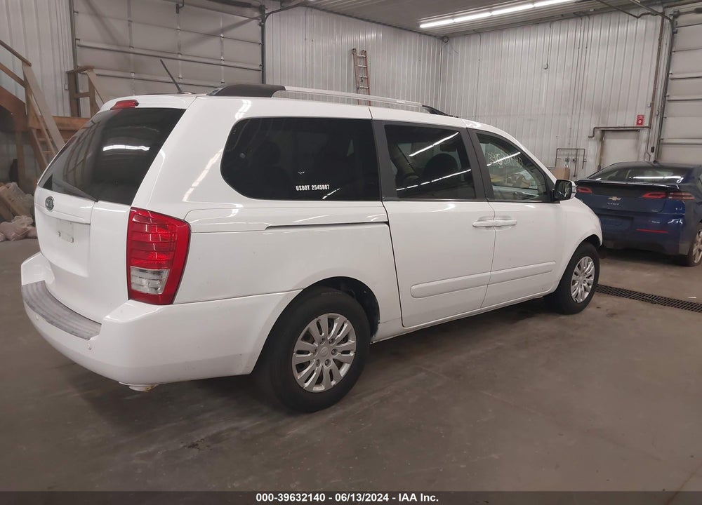 2011 KIA SEDONA LX VIN: KNDMG4C70B6370877