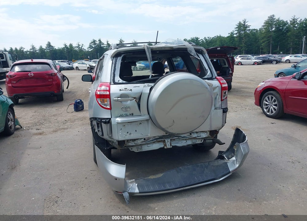 2011 TOYOTA RAV4 VIN: 2T3BF4DV3BW176902