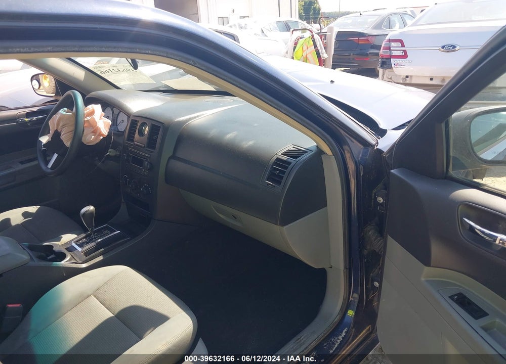2005 CHRYSLER 300 VIN: 2C3JA43R75H543789