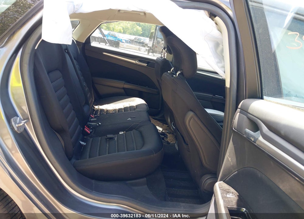 2013 FORD FUSION SE VIN: 3FA6P0H72DR384902