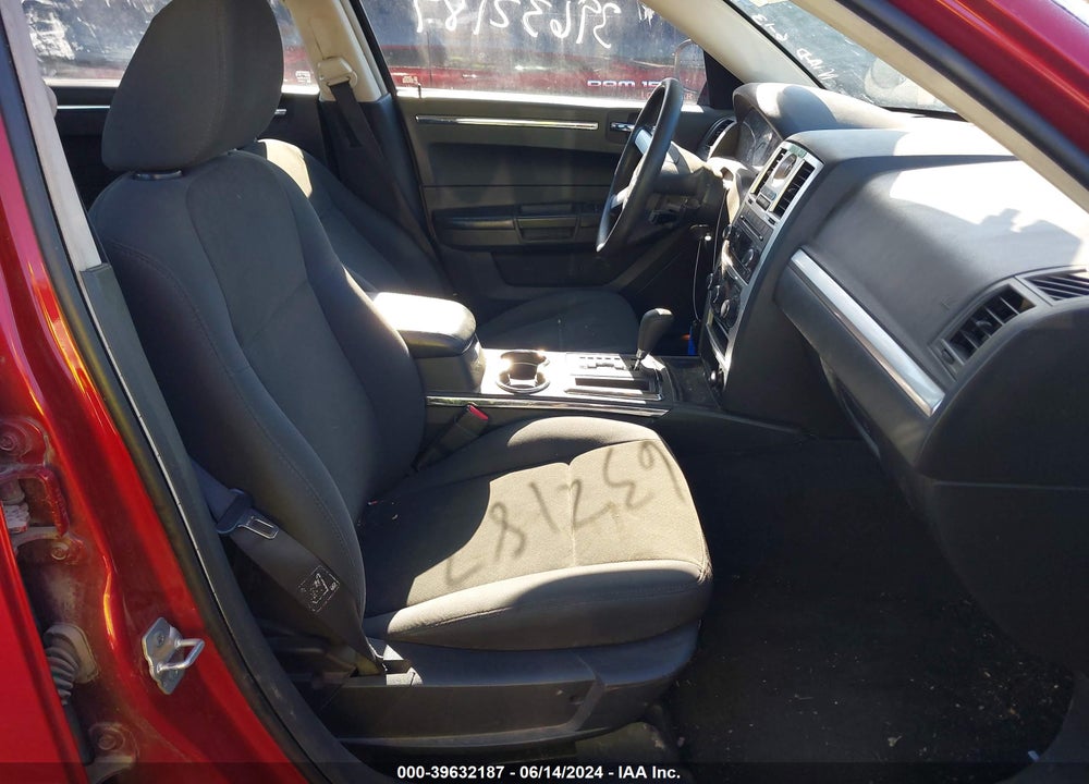 2010 CHRYSLER 300 VIN: 2C3CA1CV5AH297761
