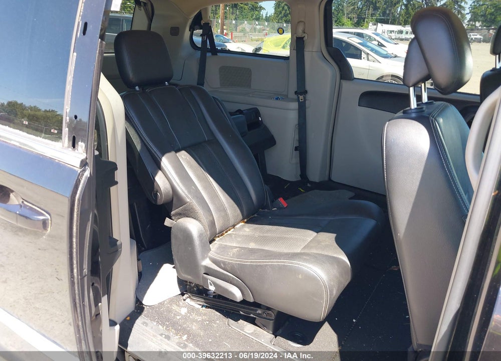 2012 CHRYSLER TOWN & COUNTRY TOURING VIN: 2C4RC1BG5CR425030
