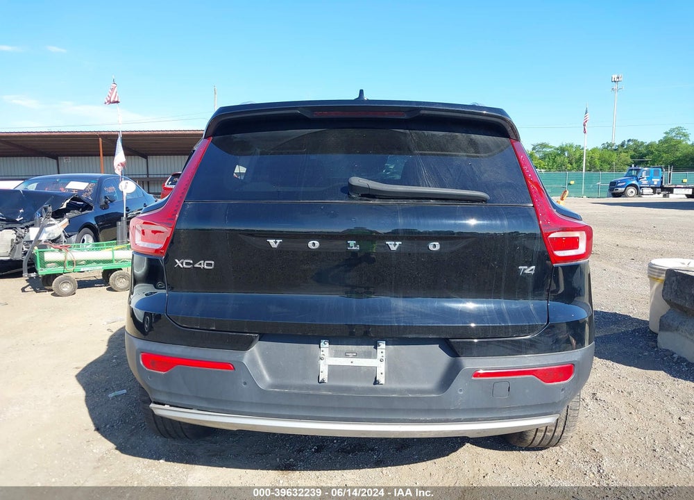 2020 VOLVO XC40 VIN: YV4AC2HK9L2211085