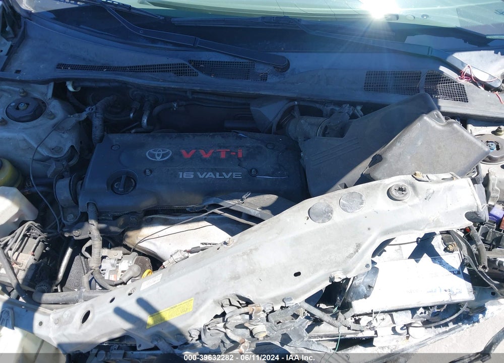 2004 TOYOTA CAMRY XLE VIN: 4T1BE30K14U867415