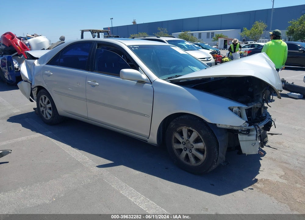 2004 TOYOTA CAMRY XLE VIN: 4T1BE30K14U867415