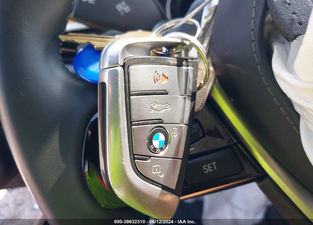 2019 BMW 540I VIN: WBAJE5C55KBM76713