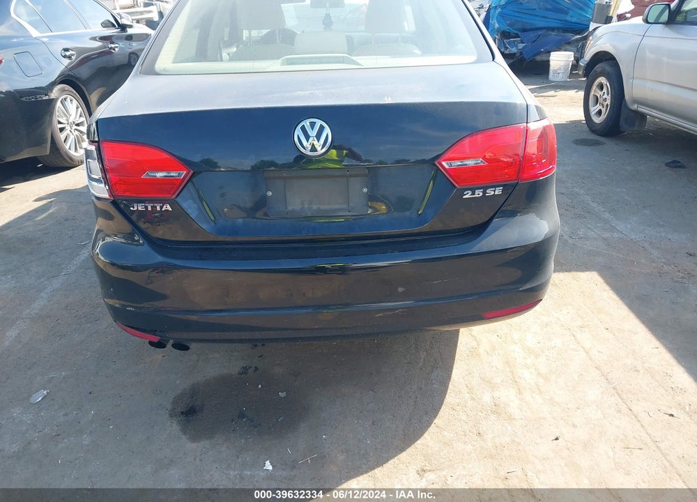 2013 VOLKSWAGEN JETTA 2.5L SE VIN: 3VWDX7AJ1DM300997
