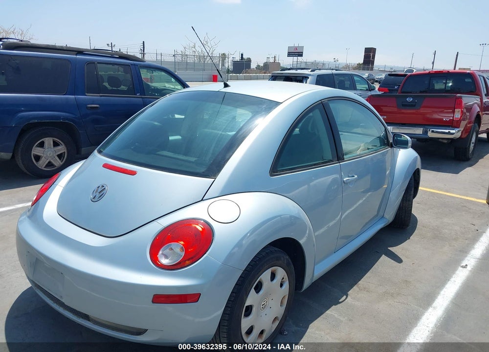 2010 VOLKSWAGEN NEW BEETLE 2.5L VIN: 3VWPG3AG3AM017006