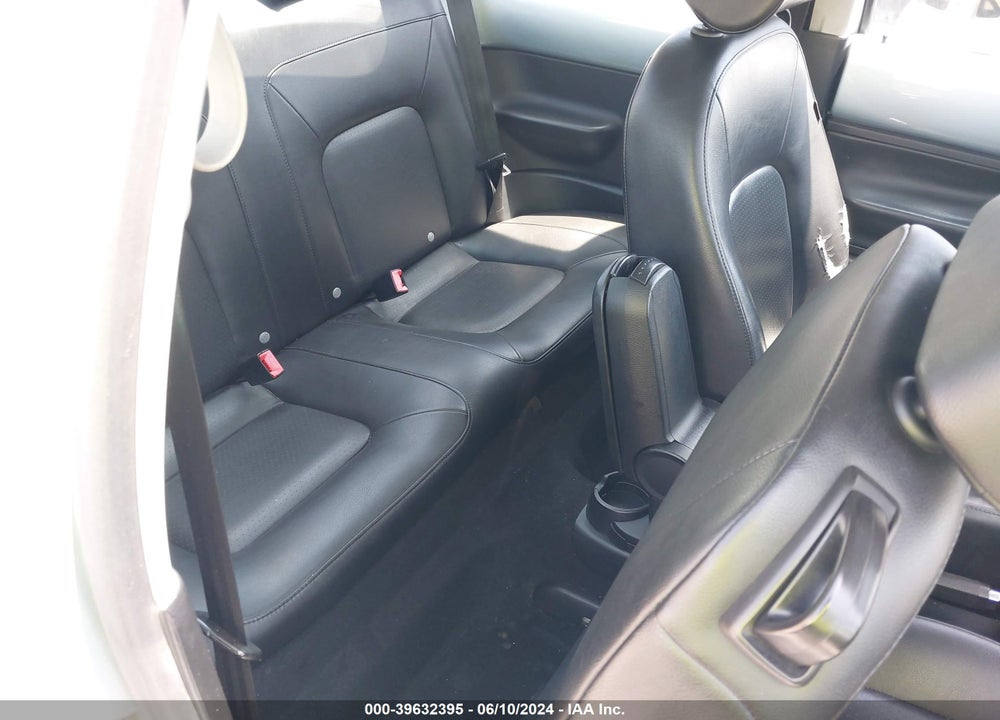 2010 VOLKSWAGEN NEW BEETLE 2.5L VIN: 3VWPG3AG3AM017006