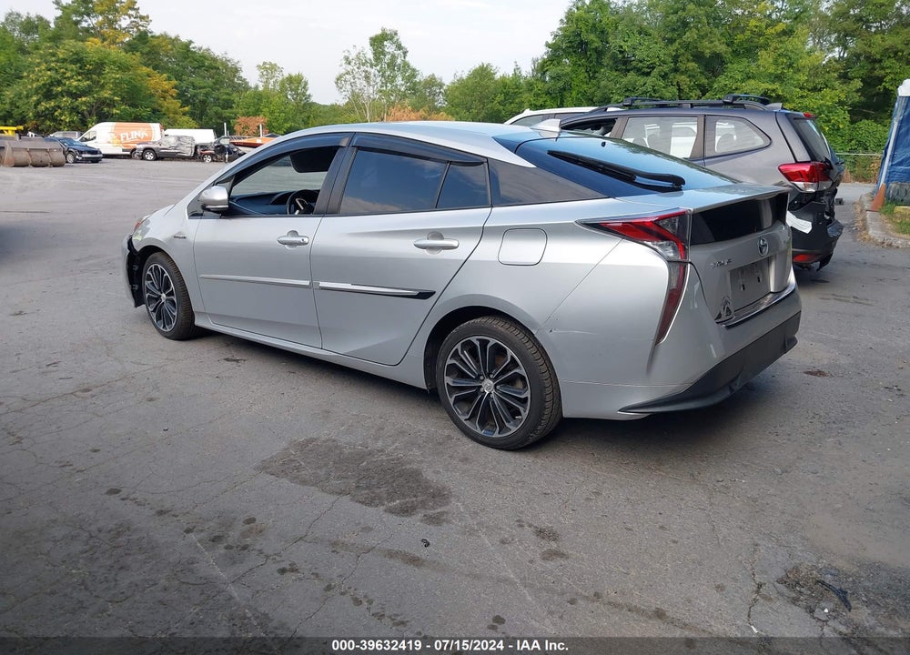2017 TOYOTA PRIUS THREE TOURING VIN: JTDKARFUXH3034140