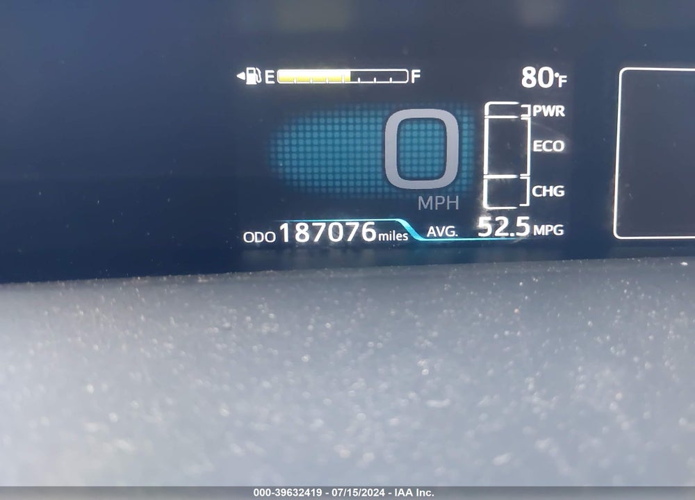 2017 TOYOTA PRIUS THREE TOURING VIN: JTDKARFUXH3034140