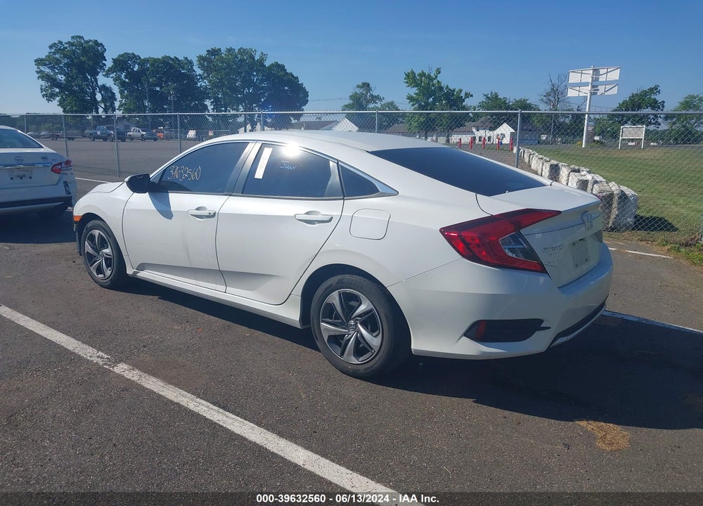 2021 HONDA CIVIC LX VIN: 2HGFC2F6XMH550057