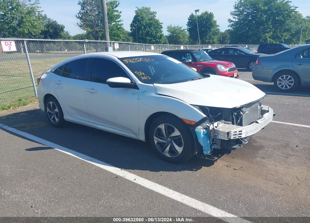 2021 HONDA CIVIC LX VIN: 2HGFC2F6XMH550057