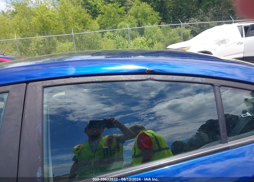 2018 KIA FORTE LX VIN: 3KPFK4A71JE165961