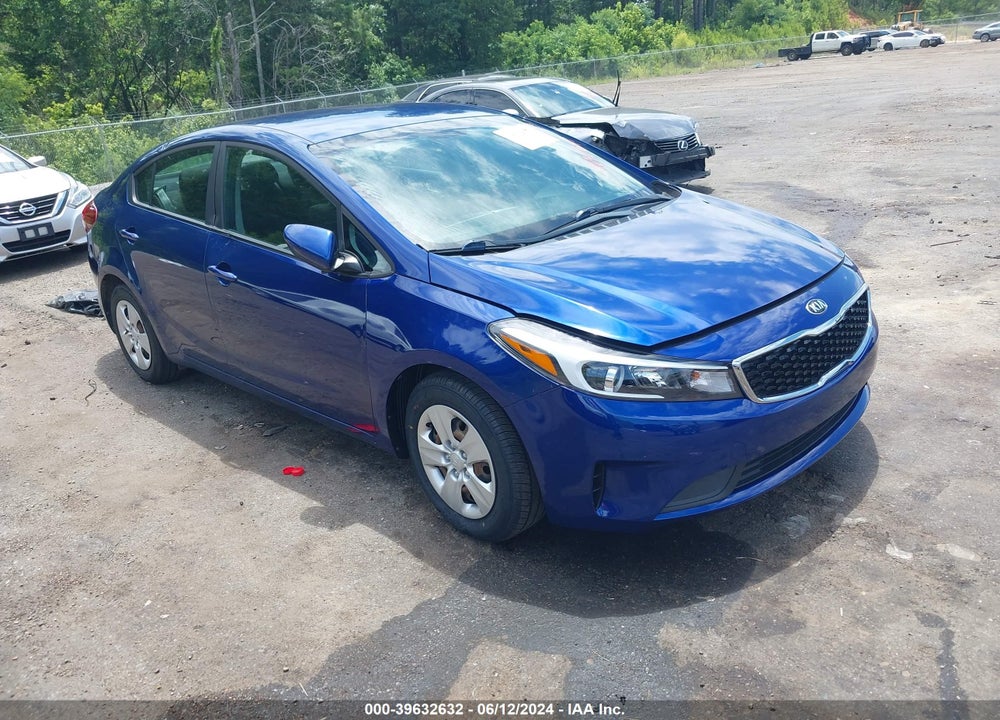 2018 KIA FORTE LX VIN: 3KPFK4A71JE165961