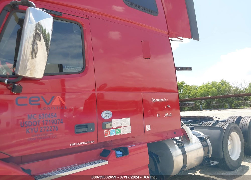 2016 VOLVO VN VNL VIN: 4V4NC9TH0GN948323