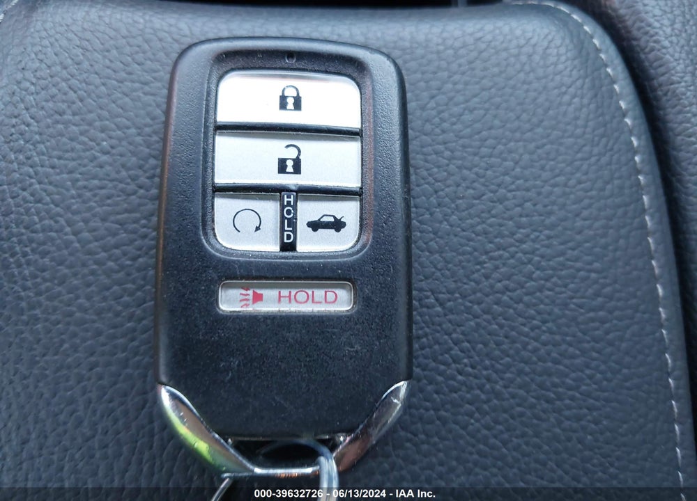 2018 HONDA CIVIC EX-L VIN: JHMFC1F79JX028124