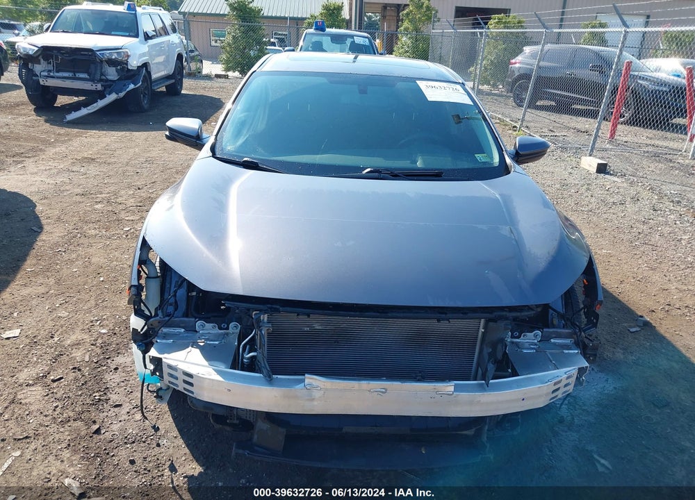 2018 HONDA CIVIC EX-L VIN: JHMFC1F79JX028124
