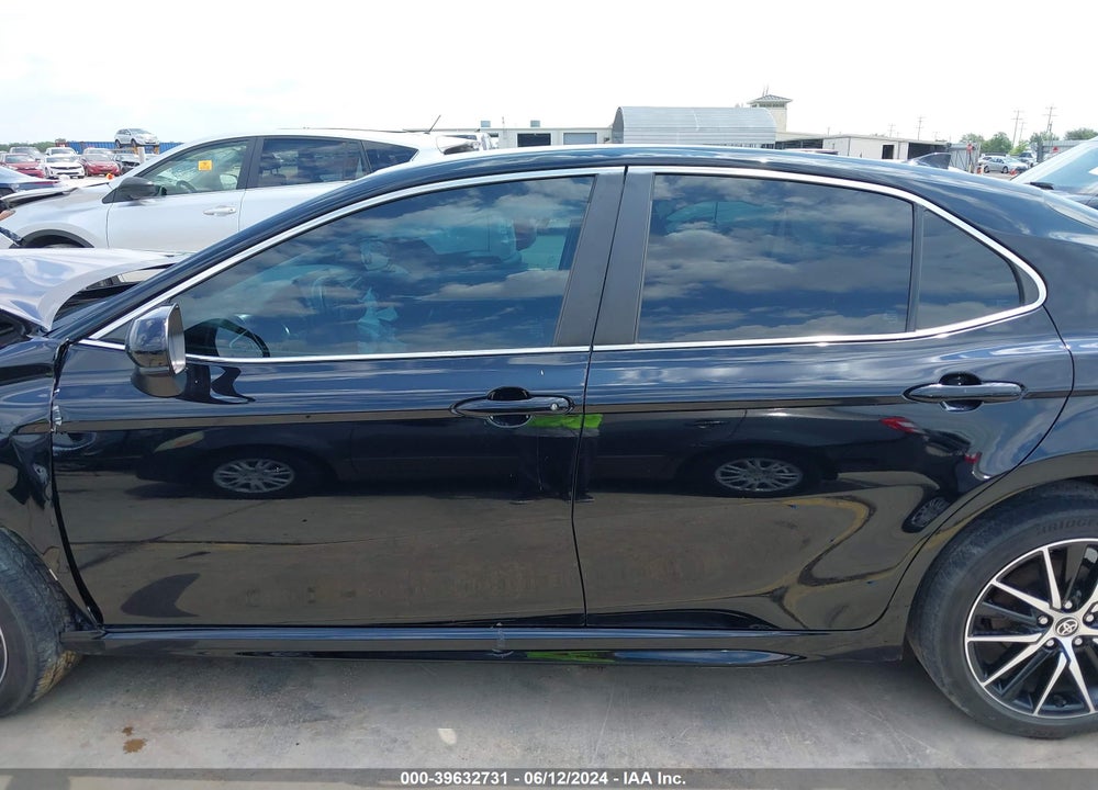 2021 TOYOTA CAMRY SE VIN: 4T1G11AK0MU471805