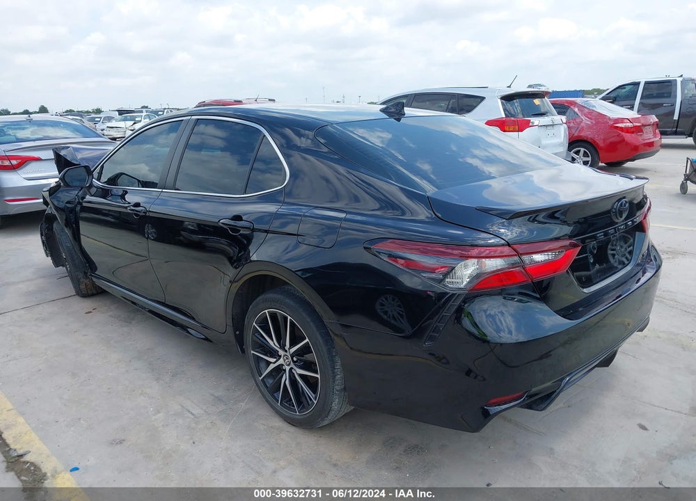 2021 TOYOTA CAMRY SE VIN: 4T1G11AK0MU471805