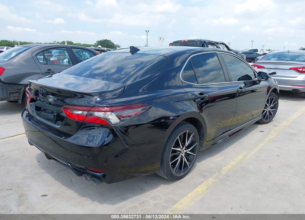 2021 TOYOTA CAMRY SE VIN: 4T1G11AK0MU471805