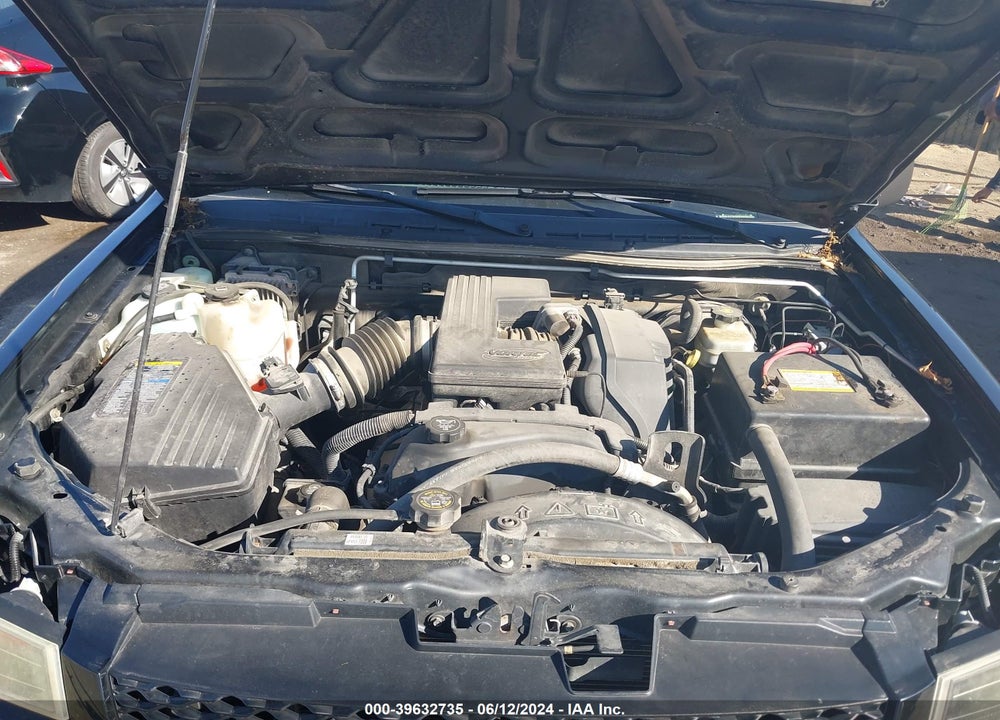 2004 CHEVROLET COLORADO LS VIN: 1GCCS196048144014