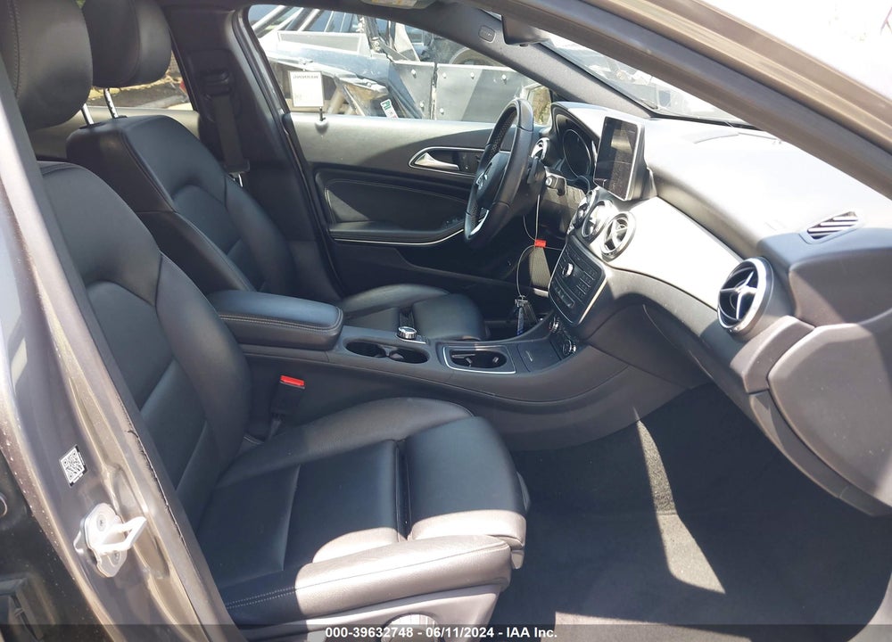 2016 MERCEDES-BENZ GLA 250 VIN: WDCTG4EB9GJ231570