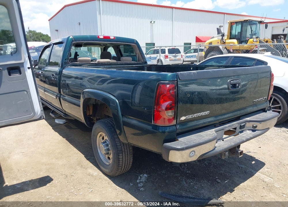 2005 CHEVROLET SILVERADO 2500HD LS VIN: 1GCHC23215F965425